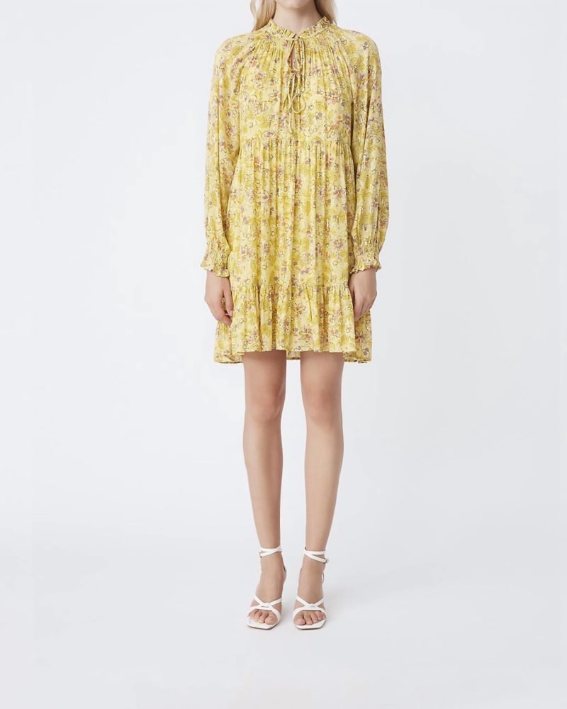 Front of a model wearing a size L Carole Dress in Yellow in Yellow by Suncoo. | dia_product_style_image_id:345190